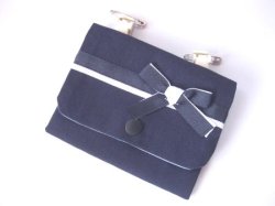 画像1: ふた付き外付けポケット　紺×紺白リボンA　クリップタイプ